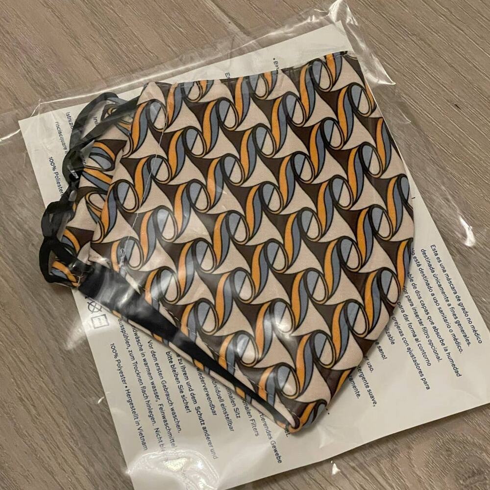 Tory Burch Printed Two Layer Adjustable Face Mask New Limited Print